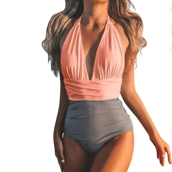 NWT Cupshe One Piece Swimsuit Size Medium - Picture 1 of 10